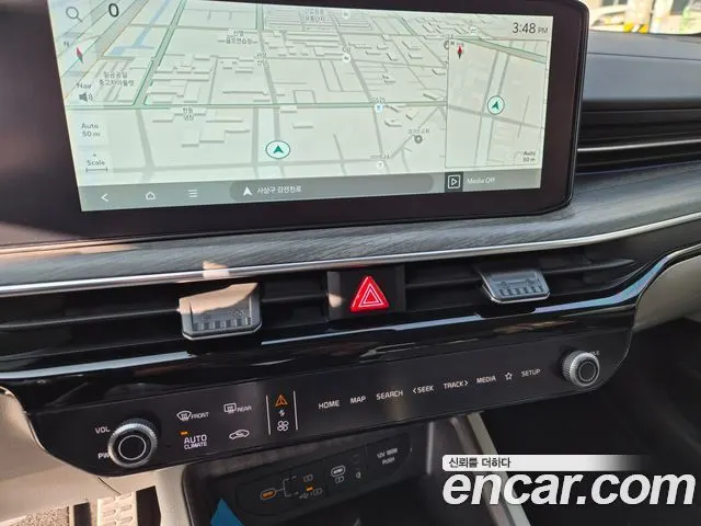 KIA K5 HYBRID 2024 — 23 350 км, серебристо-серый, Корея — под ключ — фото 5