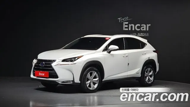 LEXUS NX300H 2015