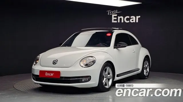 VOLKSWAGEN BEETLE 2015