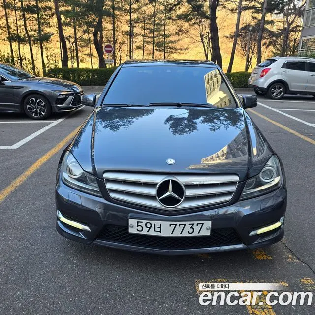 MERCEDES-BENZ C-CLASS W204 2013