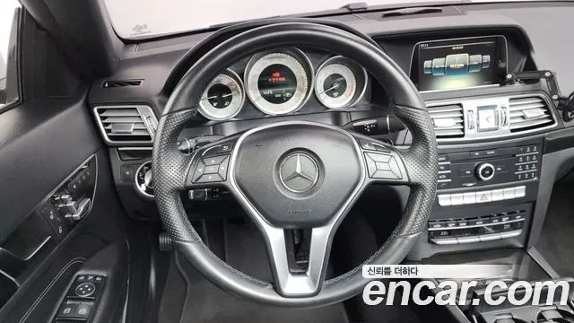 MERCEDES-BENZ E-CLASS W212 2017 — 66 731 км, серебристый, Корея — под ключ — фото 12