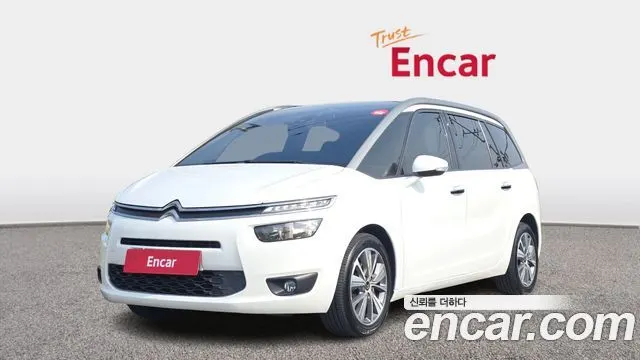 CITROEN GRAND C4 PICASSO 2017 — 144 718 км, белый, Корея — под ключ — фото 1
