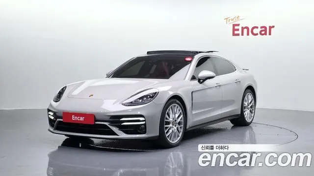 PORSCHE PANAMERA 971 2023