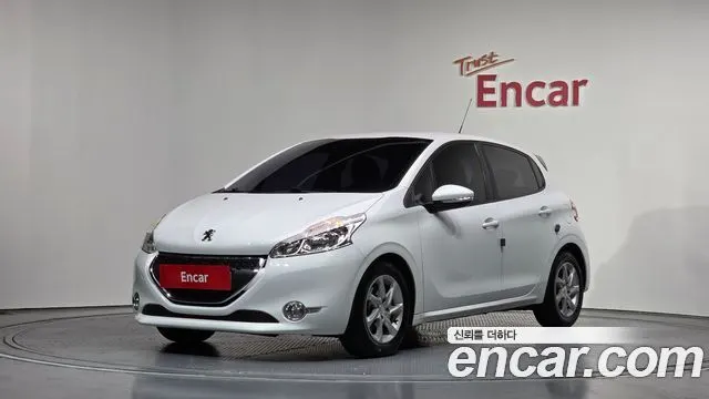 PEUGEOT 208 2016
