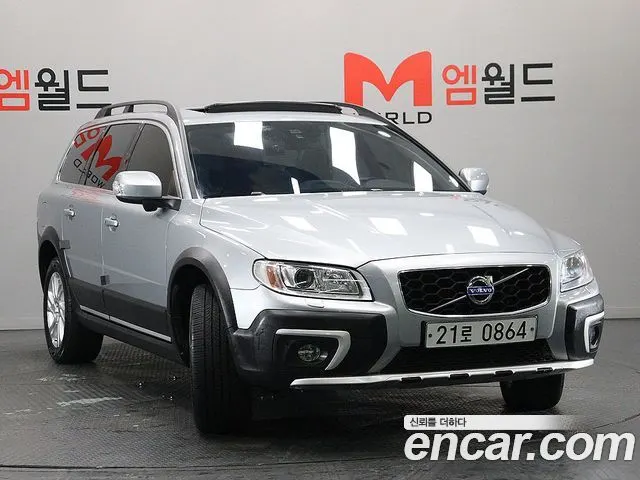 VOLVO XC70 2016 — 178 212 км, светло-серебристый, Корея — под ключ — фото 2