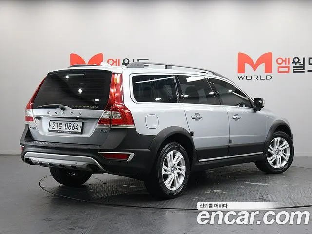 VOLVO XC70 2016 — 178 212 км, светло-серебристый, Корея — под ключ — фото 4