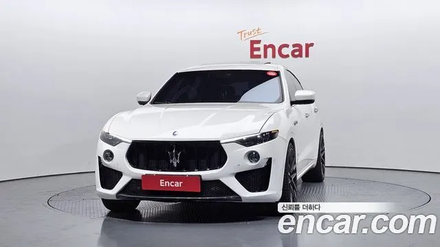 MASERATI LEVANTE 2019 — 70 163 км, белый, Корея — под ключ — фото 3