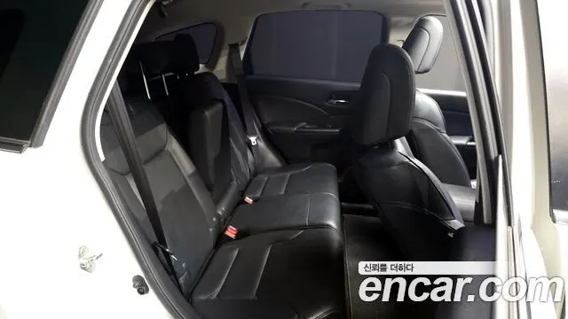 HONDA NEW CR-V 2016 — 33 583 км, белый, Корея — под ключ — фото 12
