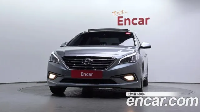 HYUNDAI SONATA 2015 — 94 943 км, светло-серебристый, Корея — под ключ — фото 3
