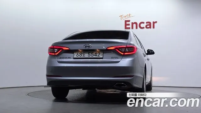 HYUNDAI SONATA 2015 — 94 943 км, светло-серебристый, Корея — под ключ — фото 4