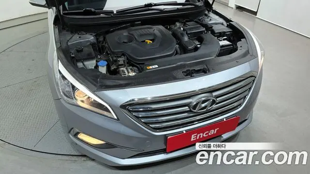 HYUNDAI SONATA 2015 — 94 943 км, светло-серебристый, Корея — под ключ — фото 6