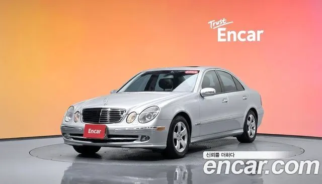 MERCEDES-BENZ E-CLASS W211 2006 — 140 064 км, серебристый, Корея — под ключ — фото 2