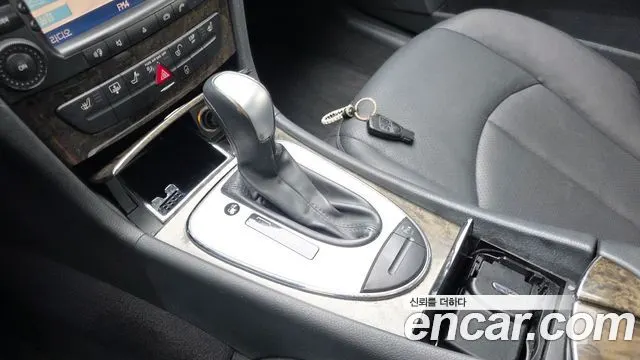 MERCEDES-BENZ E-CLASS W211 2006 — 140 064 км, серебристый, Корея — под ключ — фото 9