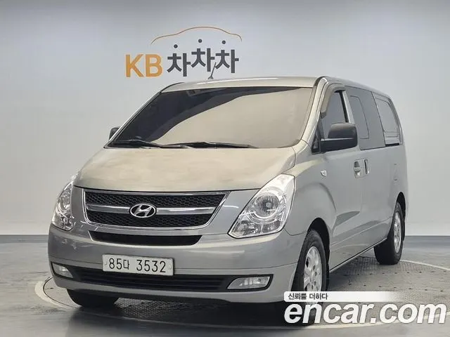 HYUNDAI GRAND STAREX 2015 — 283 009 км, серебристый, Корея — под ключ — фото 11