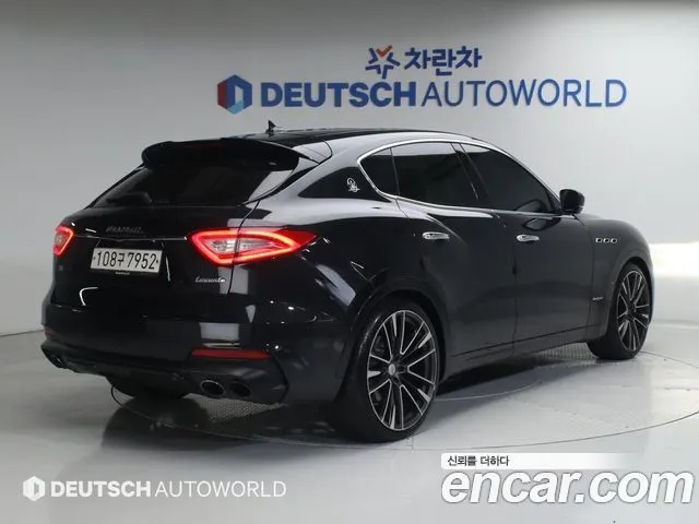 MASERATI LEVANTE 2019 — 77 748 км, чёрный, Корея — под ключ — фото 4