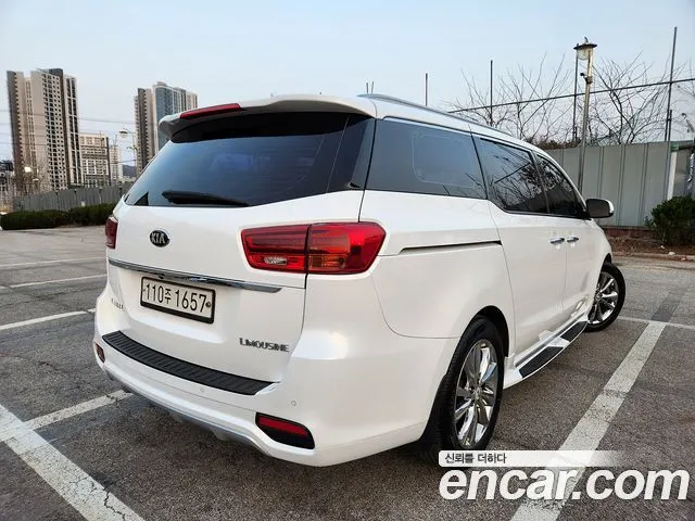 KIA CARNIVAL 2019 — 129 000 км, белый, Корея — под ключ — фото 2