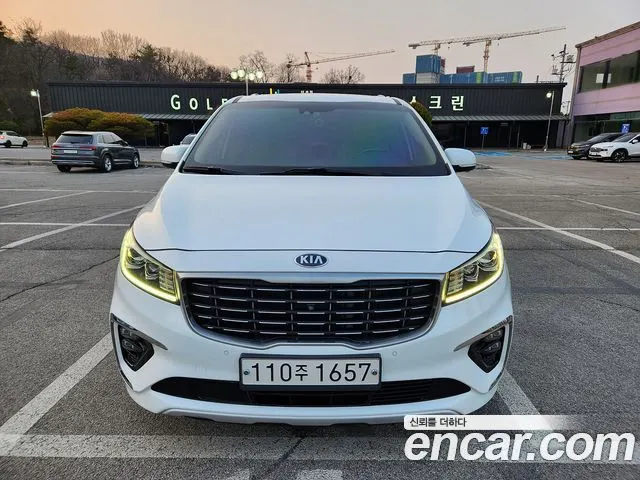 KIA CARNIVAL 2019 — 129 000 км, белый, Корея — под ключ — фото 3