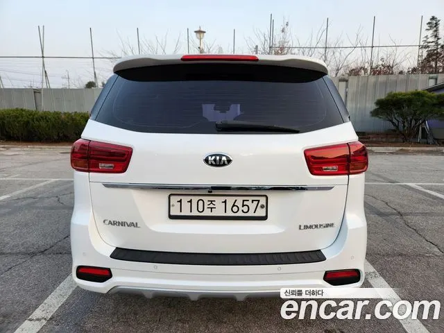 KIA CARNIVAL 2019 — 129 000 км, белый, Корея — под ключ — фото 4