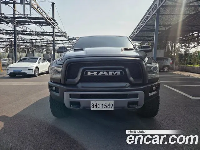 DODGE RAM PICKUP 2016 — 263 286 км, чёрный, Корея — под ключ — фото 3