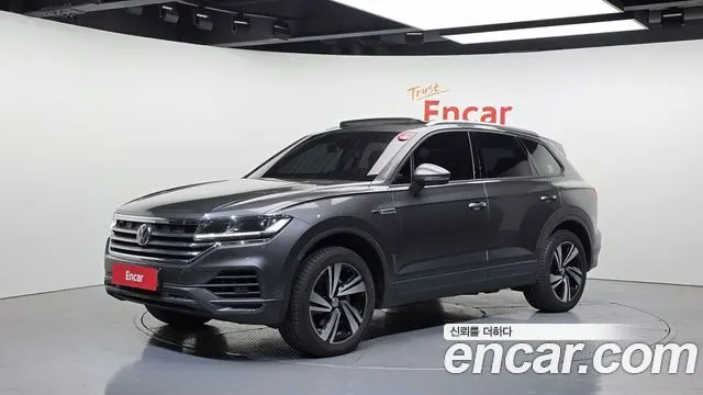VOLKSWAGEN TOUAREG 2020