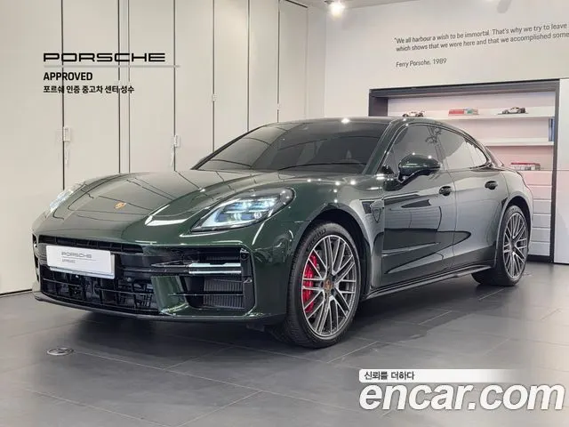 PORSCHE PANAMERA 976 2025