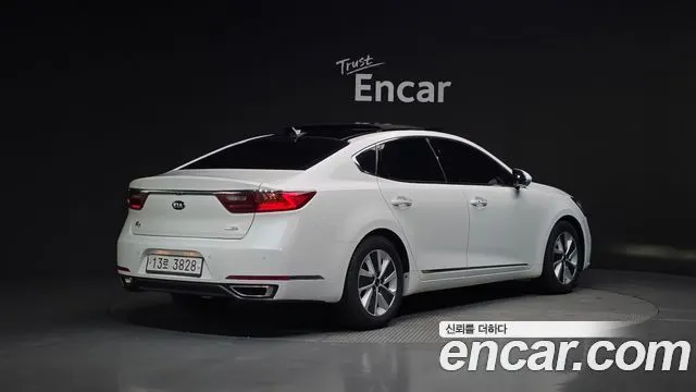 KIA K7 HYBRID 2017 — 152 953 км, белый, Корея — под ключ — фото 2