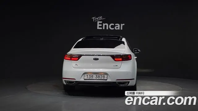 KIA K7 HYBRID 2017 — 152 953 км, белый, Корея — под ключ — фото 4