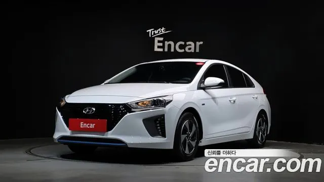 HYUNDAI IONIQ HYBRID — из Кореи под ключ