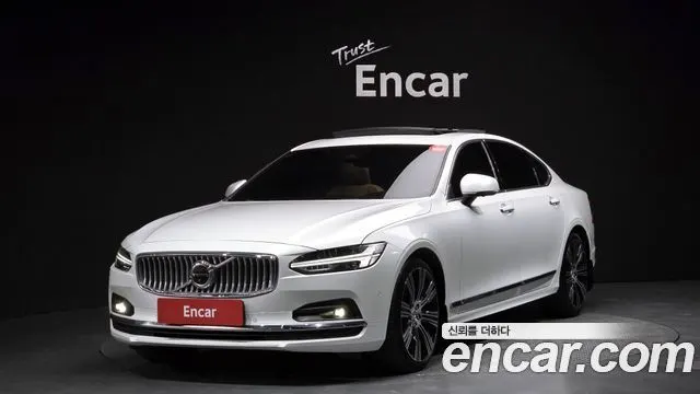 VOLVO S90 2022
