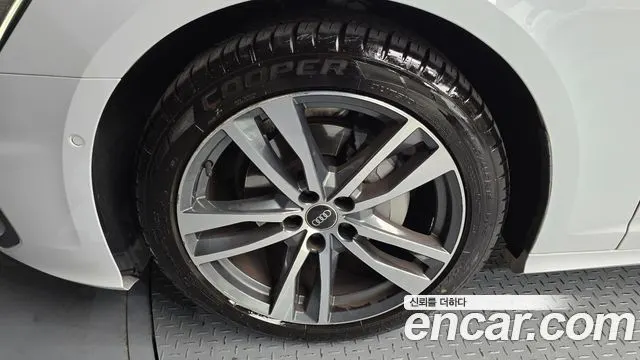 AUDI A6 2022 — 43 960 км, белый, Корея — под ключ — фото 5
