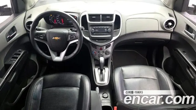 CHEVROLET AVEO SEDAN 2018 — 116 288 км, белый, Корея — под ключ — фото 7