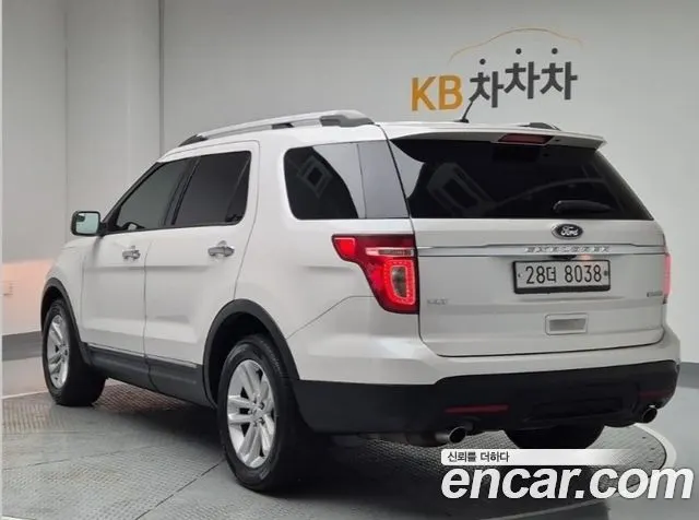 FORD EXPLORER 2014 — 132 199 км, белый, Корея — под ключ — фото 2