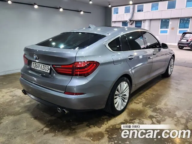BMW 5 SERIES GT 2015 — 168 500 км, серый, Корея — под ключ — фото 6