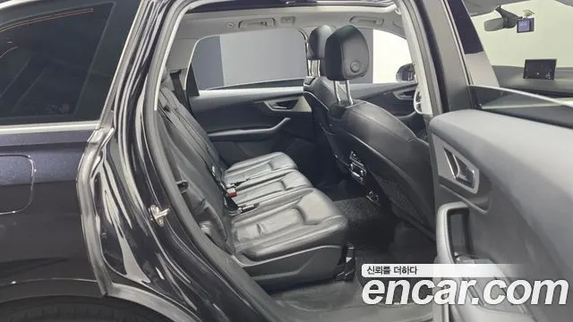 AUDI Q7 2019 — 54 000 км, чёрный, Корея — под ключ — фото 11