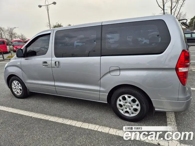 HYUNDAI GRAND STAREX 2014 — 205 167 км, серебристый, Корея — под ключ — фото 6
