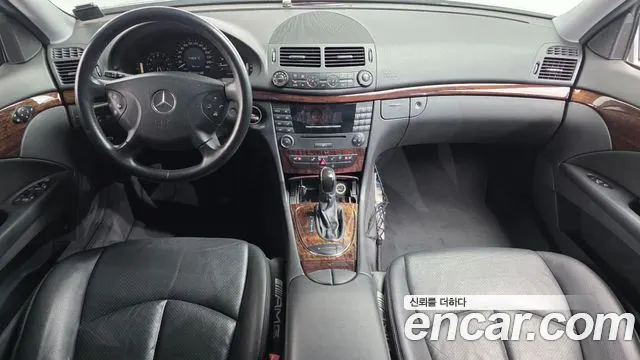 MERCEDES-BENZ E-CLASS W211 2006 — 154 221 км, серебристо-серый, Корея — под ключ — фото 7