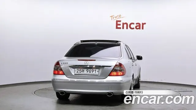 MERCEDES-BENZ E-CLASS W211 2008 — 170 427 км, серебристый, Корея — под ключ — фото 4