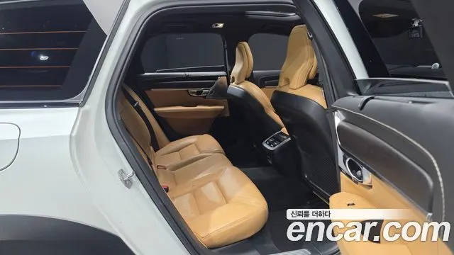 VOLVO V90 CROSS COUNTRY 2019 — 72 444 км, белый, Корея — под ключ — фото 11