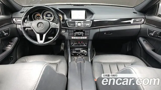 MERCEDES-BENZ E-CLASS W212 2014 — 253 352 км, серебристый, Корея — под ключ — фото 7