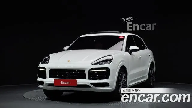 PORSCHE CAYENNE PO536 2021