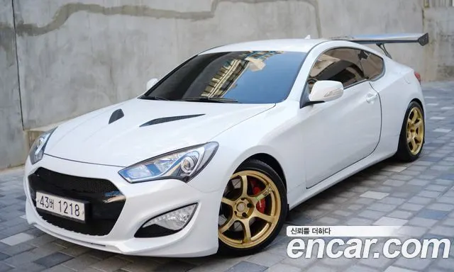 HYUNDAI GENESIS COUPE 2015 — 129 006 км, белый, Корея — под ключ — фото 12