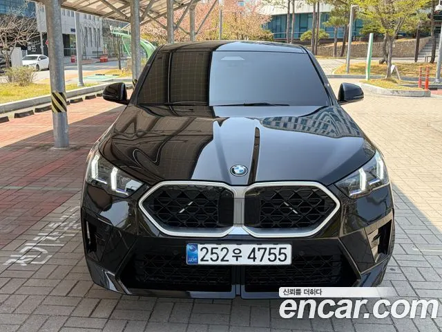BMW X2 2024 — 12 994 км, чёрный, Корея — под ключ — фото 1