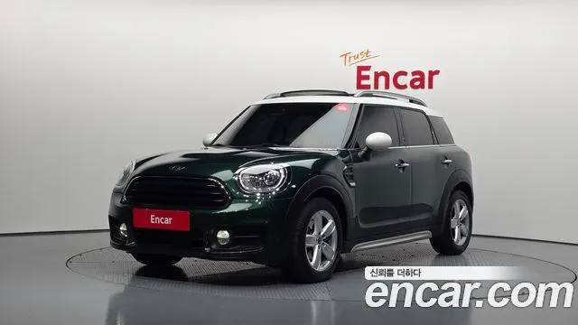 MINI COOPER D COUNTRYMAN 2018 — 102 813 км, тёмно-зелёный, Корея — под ключ — фото 1