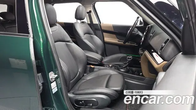 MINI COOPER D COUNTRYMAN 2018 — 102 813 км, тёмно-зелёный, Корея — под ключ — фото 11
