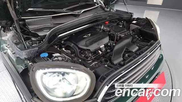 MINI COOPER D COUNTRYMAN 2018 — 102 813 км, тёмно-зелёный, Корея — под ключ — фото 6