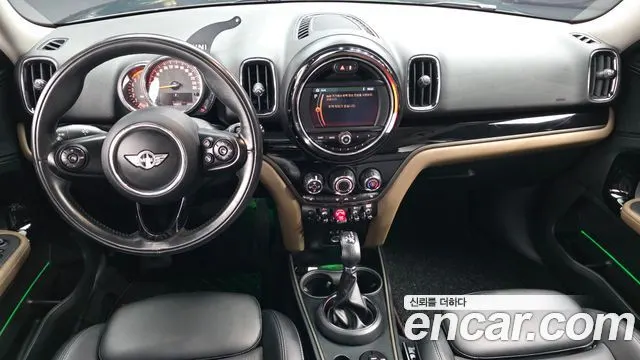 MINI COOPER D COUNTRYMAN 2018 — 102 813 км, тёмно-зелёный, Корея — под ключ — фото 7