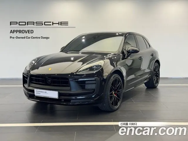 PORSCHE MACAN 2022
