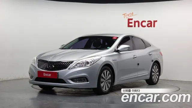 HYUNDAI GRANDEUR HYBRID HG 2015
