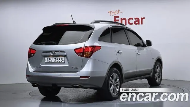 HYUNDAI VERACRUZ 2014 — 193 714 км, серебристо-серый, Корея — под ключ — фото 2