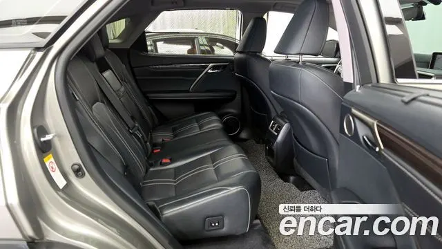 LEXUS RX450H 2017 — 58 301 км, светло-золотистый, Корея — под ключ — фото 11